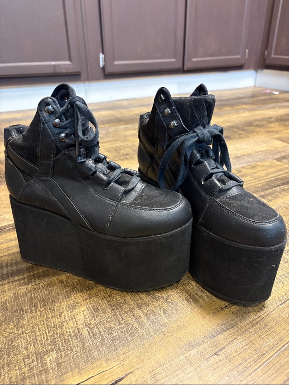 YRU QOZMO HI Platform Trainers